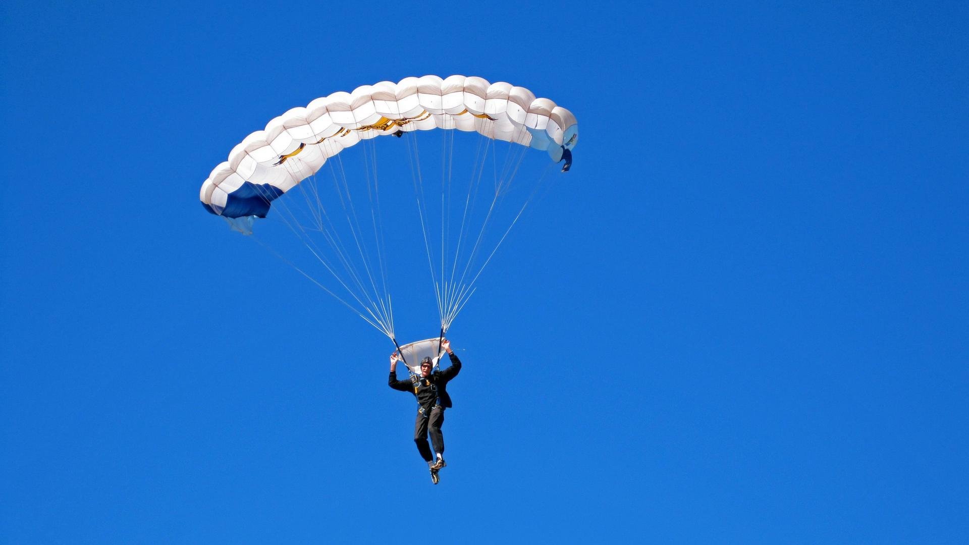 绝杀背后的冰与火，泰国队一剑封喉，郑思维状态火热难救主
