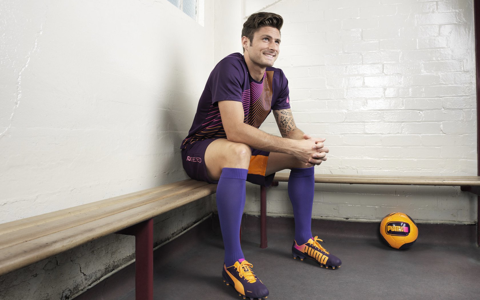 欧冠双城记，皇马轻取拜仁显底蕴，格列兹曼高光表现铸传奇