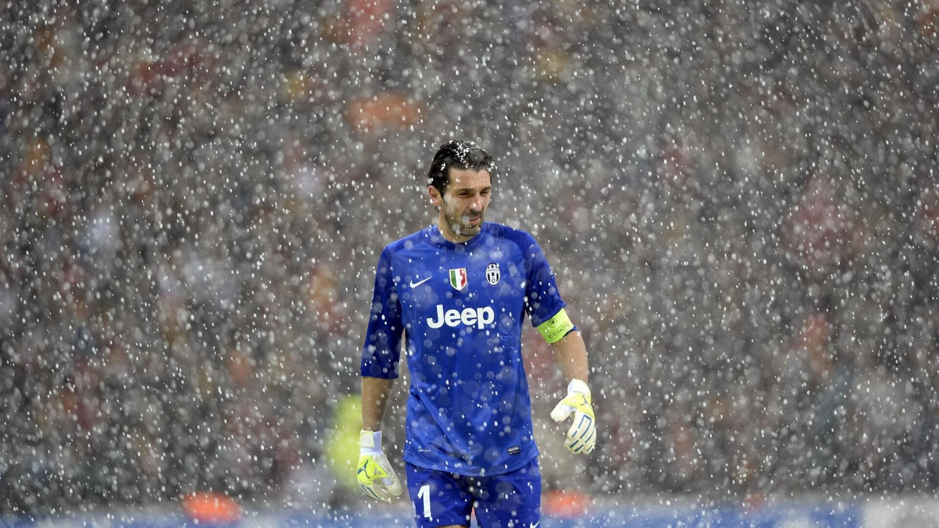 法国完胜巴黎,罗德里带队取胜,战术纪律战胜天赋溢出的启示